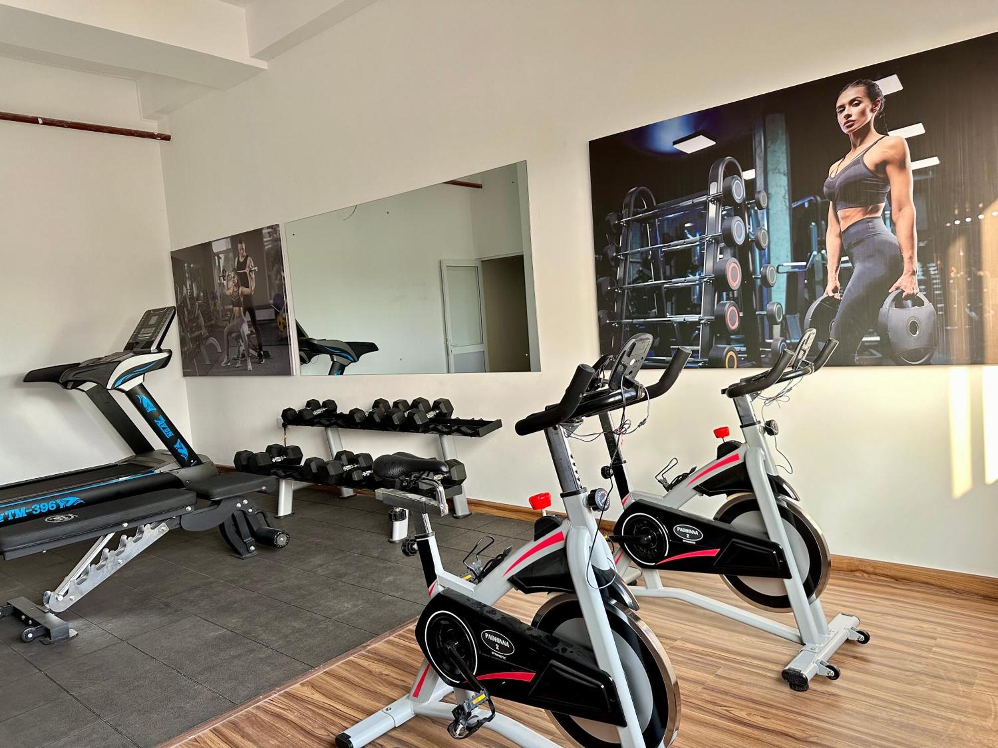Ocean Breeze Hotel Residencies Britlanka Apartments Negombo Buitenkant foto