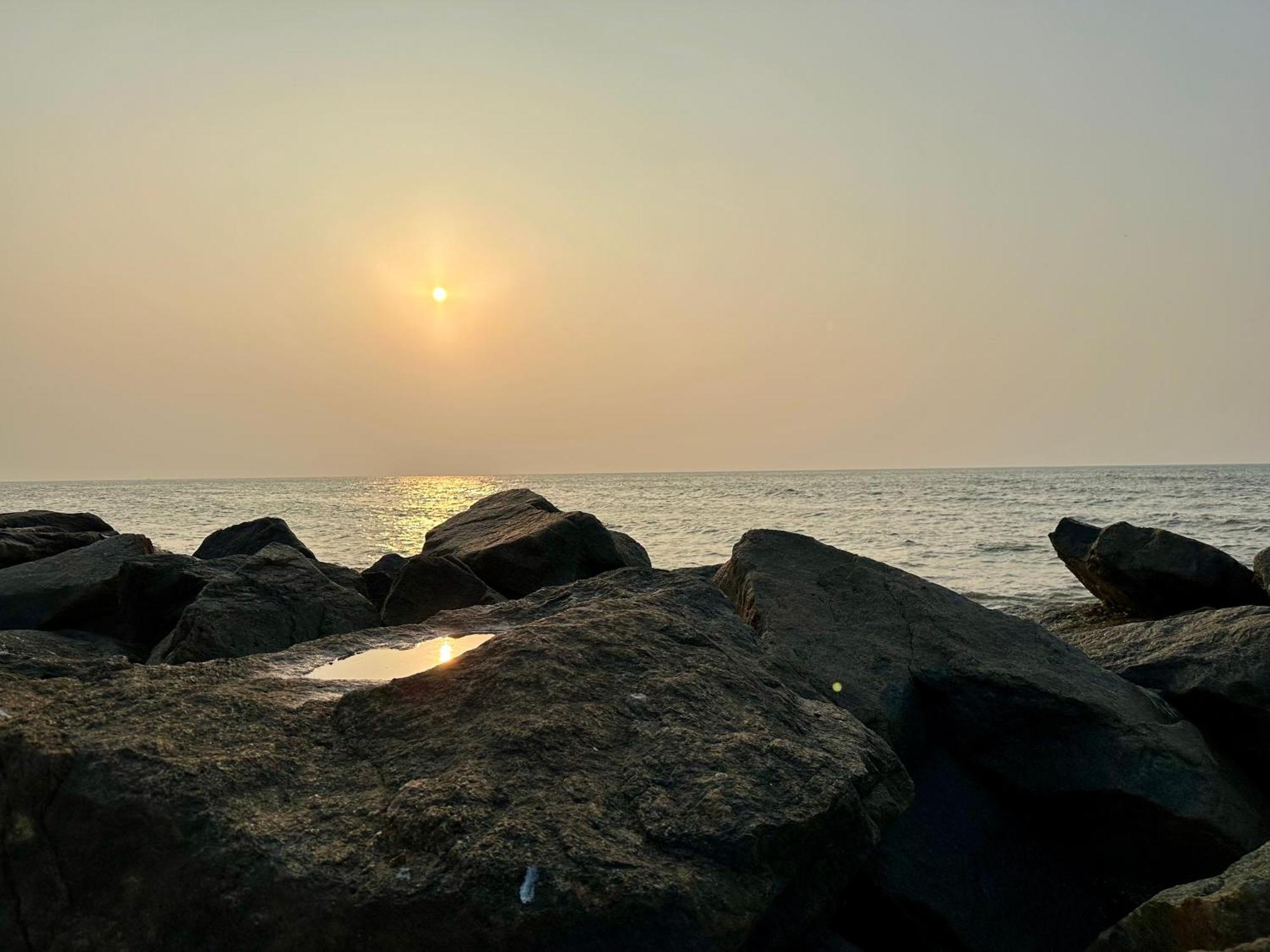 Ocean Breeze Hotel Residencies Britlanka Apartments Negombo Buitenkant foto